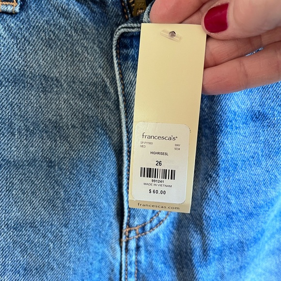 Sneak peek Francesca’s jeans - Picture 3 of 5